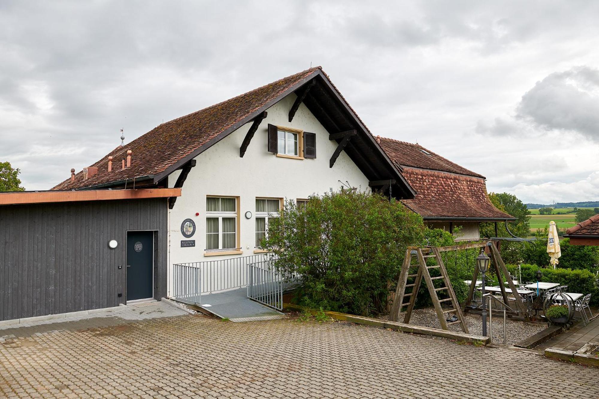 Hotel Jaeger Jeuss - Murten - Self-Check-In Dış mekan fotoğraf